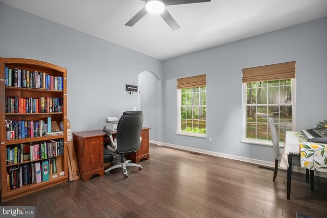 60 RIVER FALLS RD, Fredericksburg, VA 22406