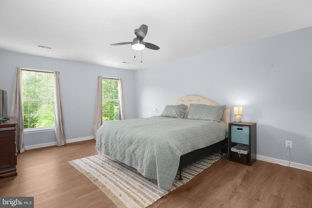 60 RIVER FALLS RD, Fredericksburg, VA 22406