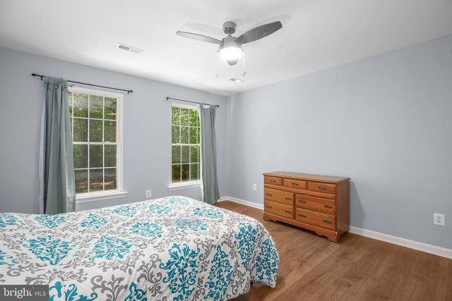 60 RIVER FALLS RD, Fredericksburg, VA 22406