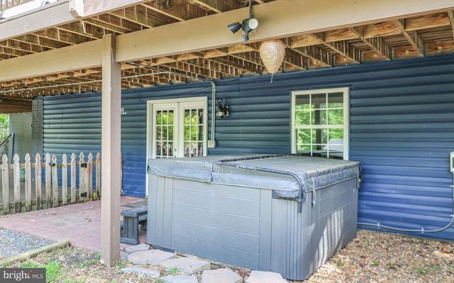 60 RIVER FALLS RD, Fredericksburg, VA 22406