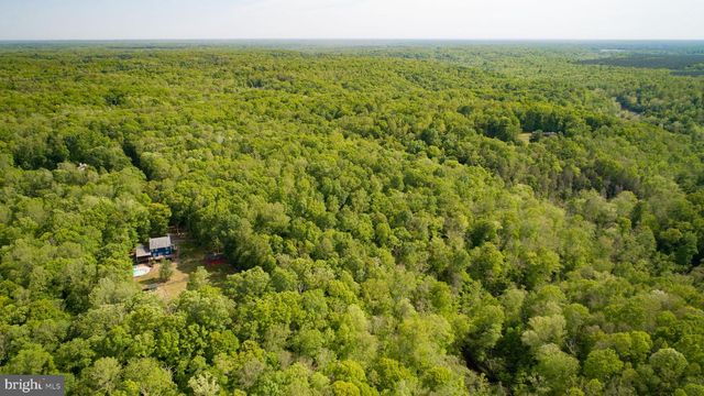 60 RIVER FALLS RD, Fredericksburg, VA 22406