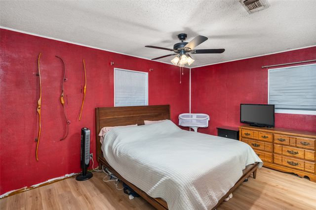 114 S Dugan Street, Bells, TX 75414