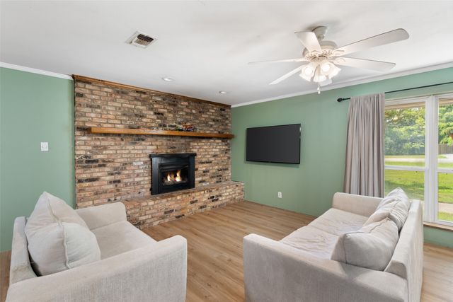 114 S Dugan Street, Bells, TX 75414