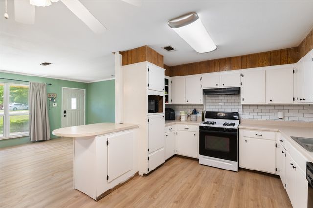 114 S Dugan Street, Bells, TX 75414