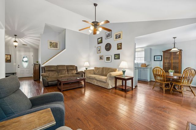 2224 Green Trails Drive, Antioch, TN 37013