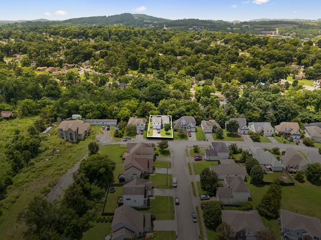 2224 Green Trails Drive, Antioch, TN 37013