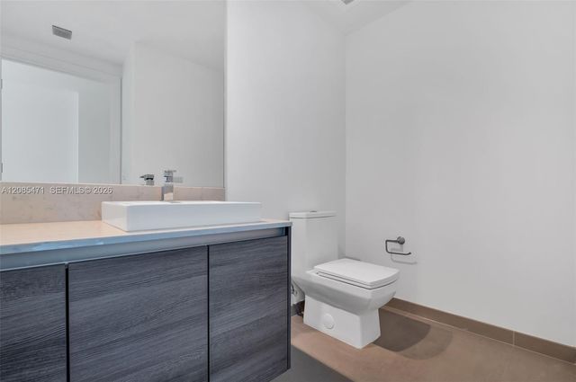 1080 Brickell Avenue 3900-3901, Miami, FL 33131