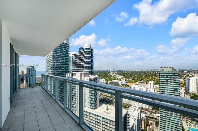 1080 Brickell Avenue 3900-3901, Miami, FL 33131
