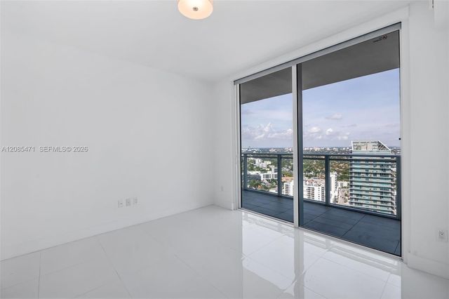 1080 Brickell Avenue 3900-3901, Miami, FL 33131