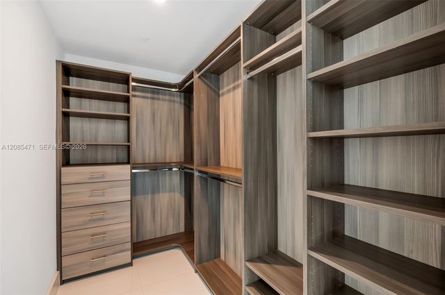 1080 Brickell Avenue 3900-3901, Miami, FL 33131