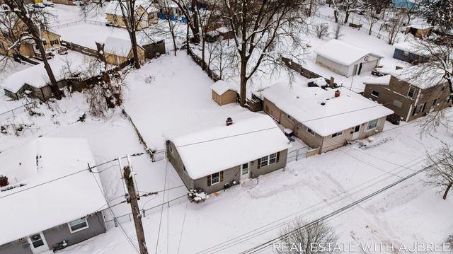 814 Woolsey Drive SW, Grand Rapids, MI 49503