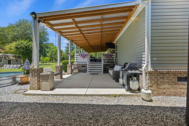 543 Campbell Road, Ridgeville, SC 29472
