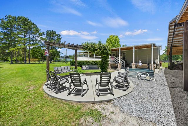 543 Campbell Road, Ridgeville, SC 29472