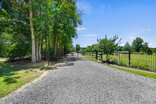 543 Campbell Road, Ridgeville, SC 29472