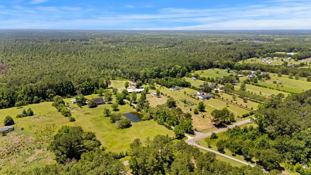 543 Campbell Road, Ridgeville, SC 29472