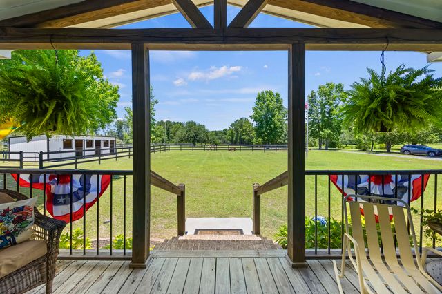 543 Campbell Road, Ridgeville, SC 29472