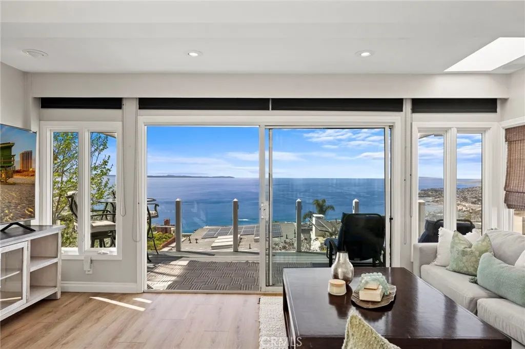 1091 La Mirada, Laguna Beach, CA 92651