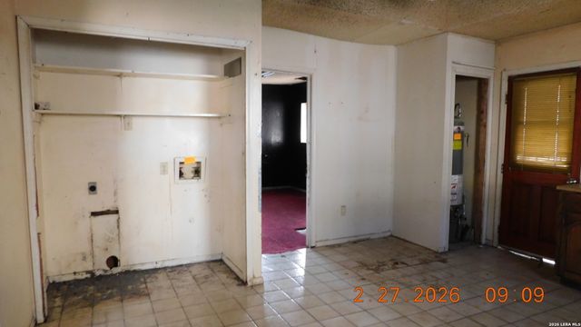 912 Theo, San Antonio, TX 78225