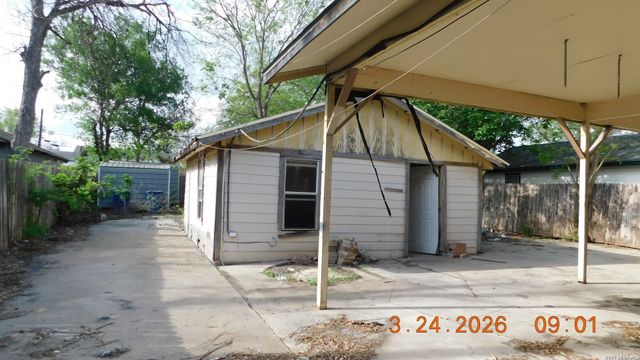 912 Theo, San Antonio, TX 78225