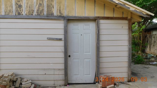 912 Theo, San Antonio, TX 78225