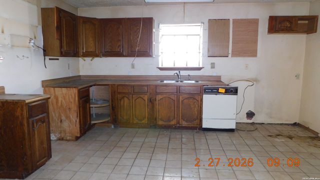 912 Theo, San Antonio, TX 78225