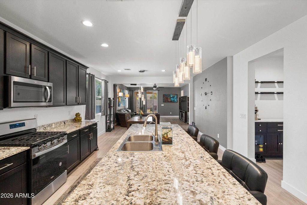 279 W SATINKA Drive, San Tan Valley, AZ 85140 — photo 3