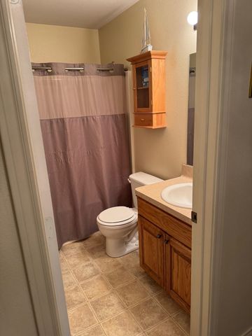 917 Leach Street, Kilgore, TX 75662