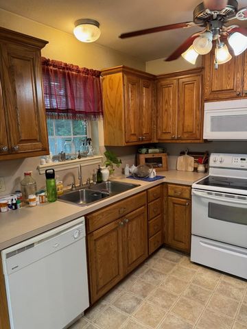 917 Leach Street, Kilgore, TX 75662