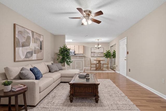 188 Midland Parkway 103, Summerville, SC 29485