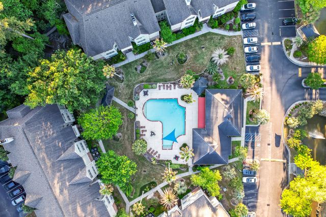188 Midland Parkway 103, Summerville, SC 29485