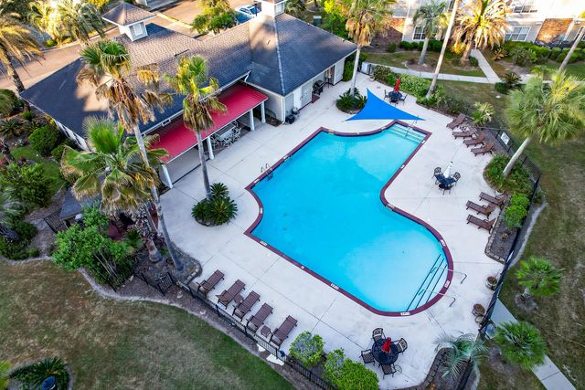 188 Midland Parkway 103, Summerville, SC 29485