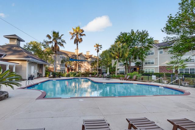 188 Midland Parkway 103, Summerville, SC 29485