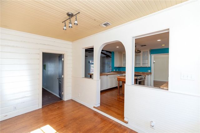 534 Harrison St, Corpus Christi, TX 78404