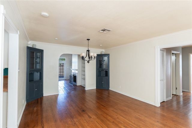 534 Harrison St, Corpus Christi, TX 78404