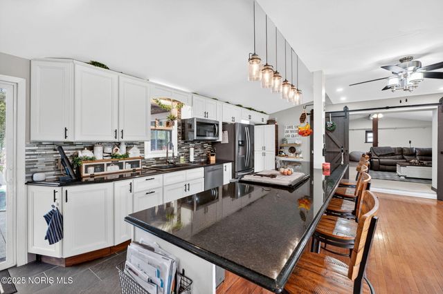 11260 Monclova Road, Monclova, OH 43542