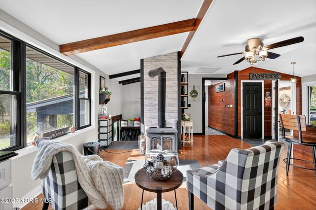 11260 Monclova Road, Monclova, OH 43542