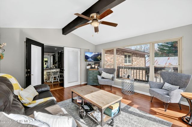 11260 Monclova Road, Monclova, OH 43542