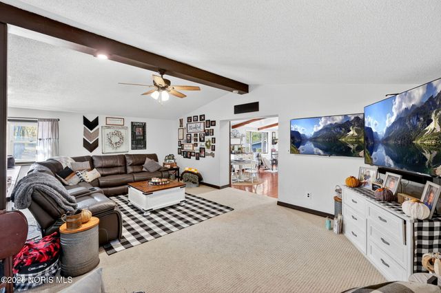 11260 Monclova Road, Monclova, OH 43542