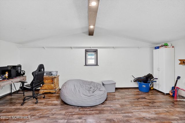 11260 Monclova Road, Monclova, OH 43542