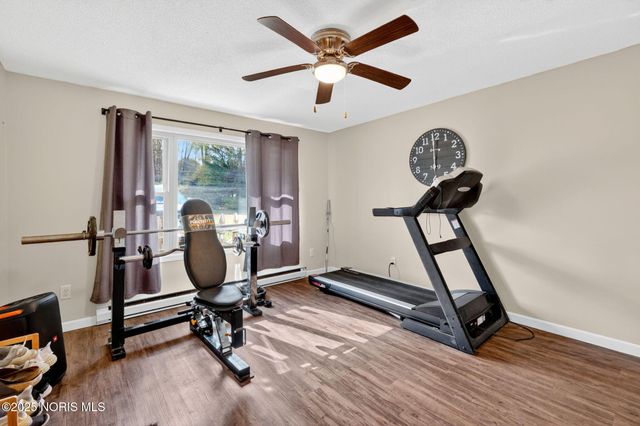 11260 Monclova Road, Monclova, OH 43542