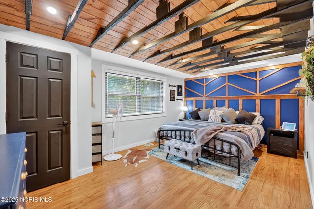 11260 Monclova Road, Monclova, OH 43542