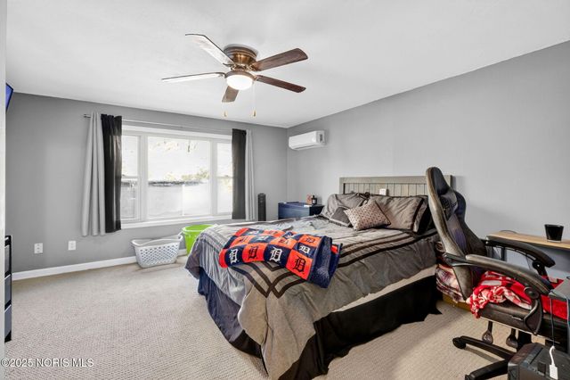 11260 Monclova Road, Monclova, OH 43542