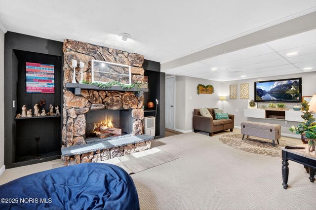 11260 Monclova Road, Monclova, OH 43542