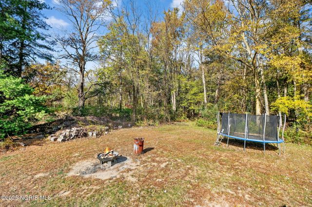 11260 Monclova Road, Monclova, OH 43542