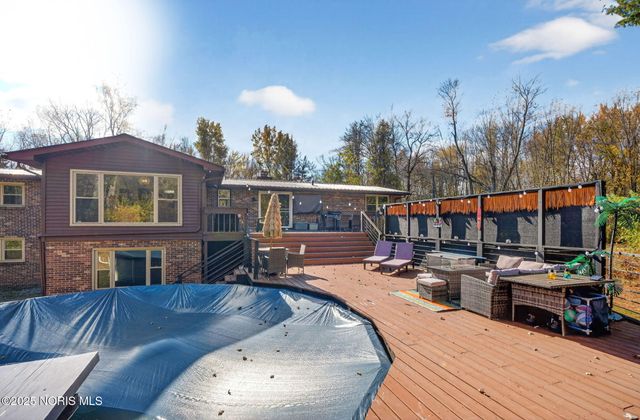 11260 Monclova Road, Monclova, OH 43542