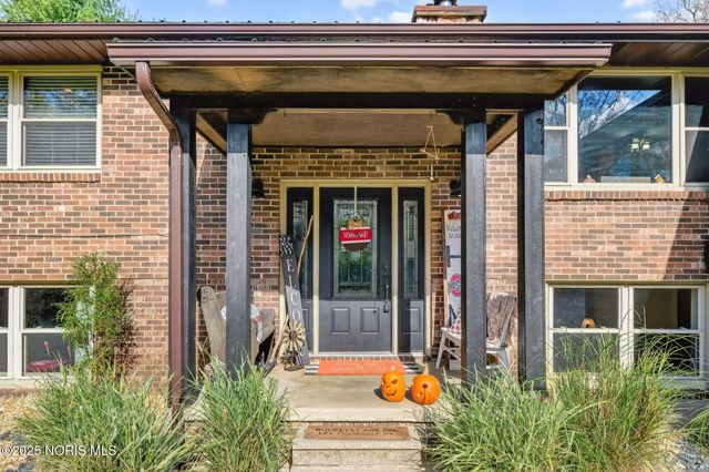 11260 Monclova Road, Monclova, OH 43542