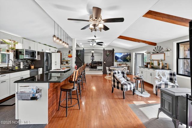 11260 Monclova Road, Monclova, OH 43542