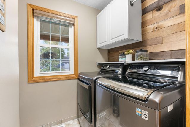 5741 145th Court NW, Anoka, MN 55303