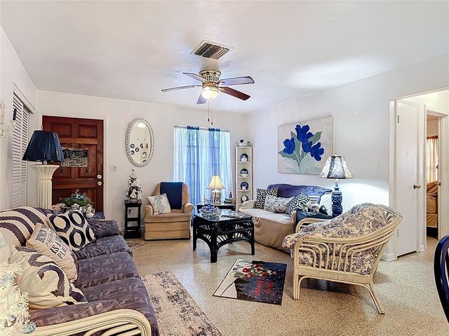 1148 BRIARWOOD AVENUE, Deltona, FL 32725