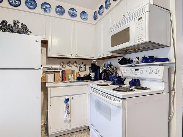 1148 BRIARWOOD AVENUE, Deltona, FL 32725